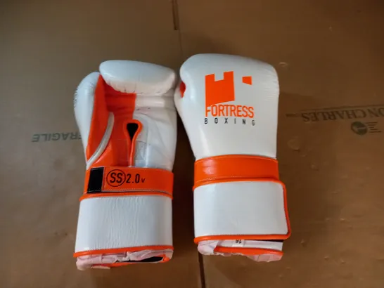 FORTRESS BOXING 16OZ BOXING GLOVES 