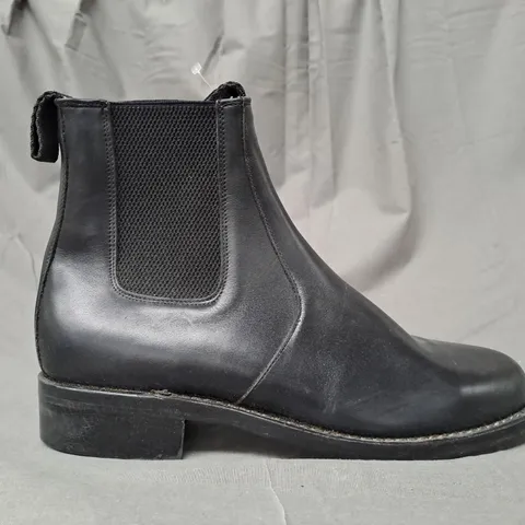 BOXED PAIR OF AMBLERS CHELSEA BOOTS IN BLACK SIZE UNSPECIFIED