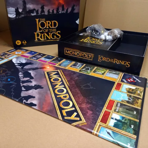 BOXED MONOPOLY THE LORD OF THE RINGS EDITION