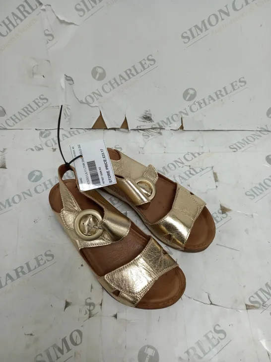UNBOXED PAIR OF ADESSO LILY LEATHER SANDAL GOLD SIZE 3