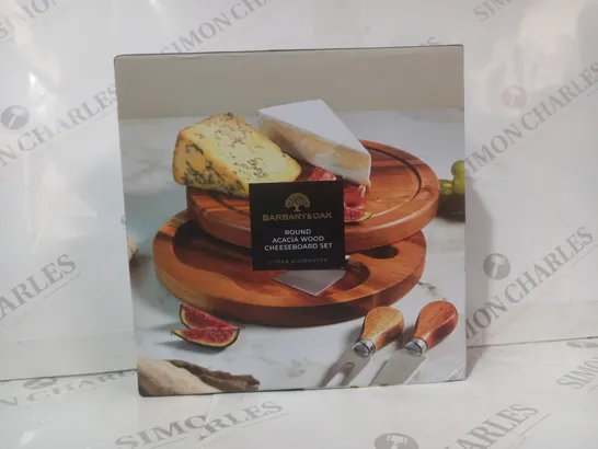 BOXED BARBARY & OAK ROUND ACACIA WOOD CHEESEBOARD SET