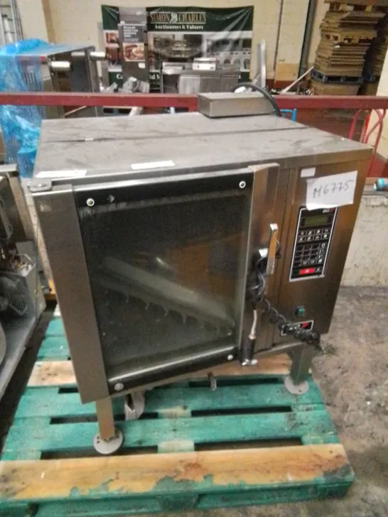 BKI COMMERCIAL SINGLE OVEN 