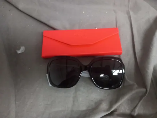 RUTH LANGSFORD BLACK BLOCK SUNGLASSES WITH ORANGE CASE 