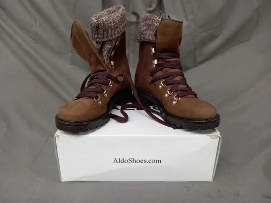 BOXED PAIR OF ALDO MENUDA ANKLE BOOTS IN KHAKI SIZE 4