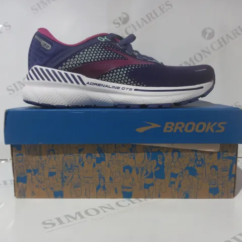 BOXED PAIR OF BROOKS ADRENALINE GTS 22 SHOES IN PURPLE UK SIZE 3.5
