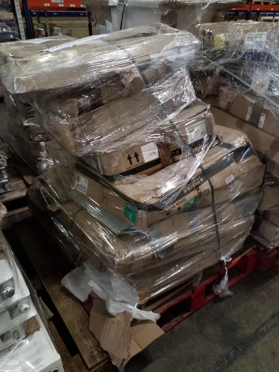 PALLET CONTAINING APPROXIMATELY 12 BATHSTORE FLATPACK VANITY UNITS