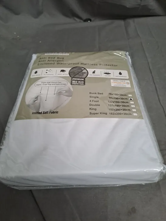 BAGGED WATERPROOF MATTRESS PROTECTOR 