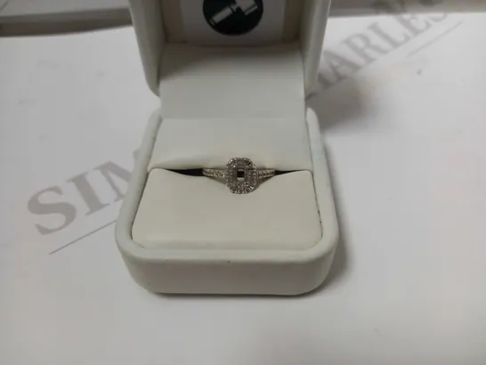 9CT WHITE GOLD 60 POINT DIAMOND RING - BOX NOT INCLUDED RRP £1150