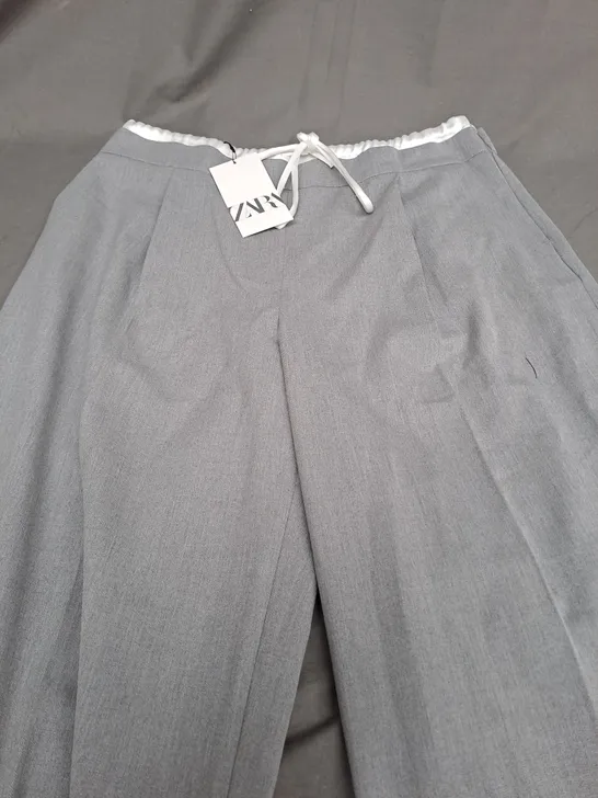 ZARA LIGHT GREY SMART PANTS - LARGE