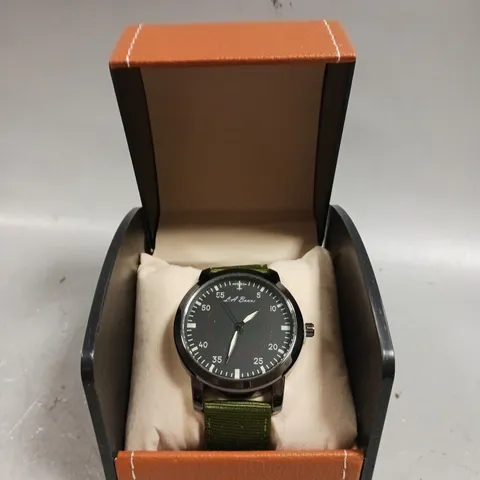 LA BANUS BLACK DIAL GREEN FABRIC STRAP WATCH 