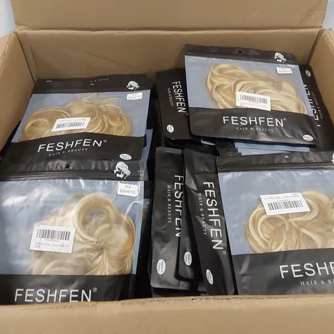 BOX CONTAINING APPROXIMATELY 100 FESHFEN BLONDE/BROWN HAIR BUN EXTENSIONS