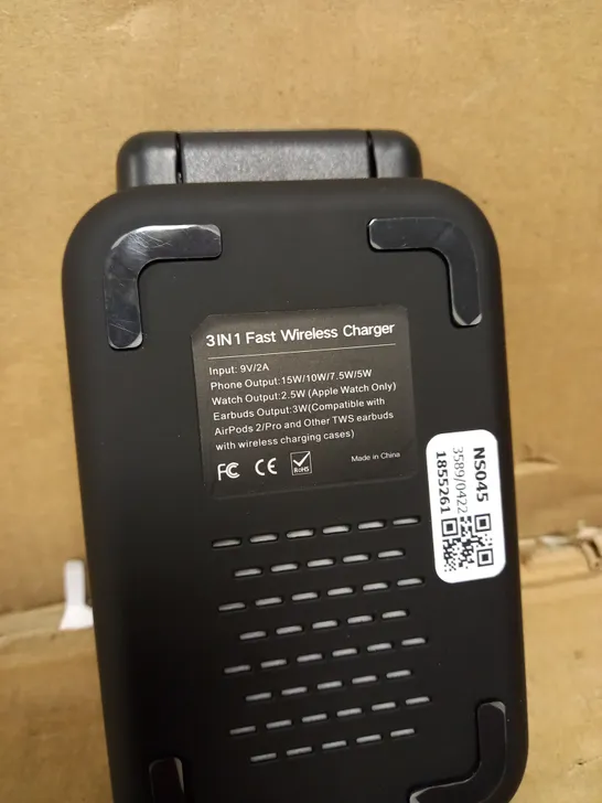 3 IN 1 FAST WIRELESS CHARGER 