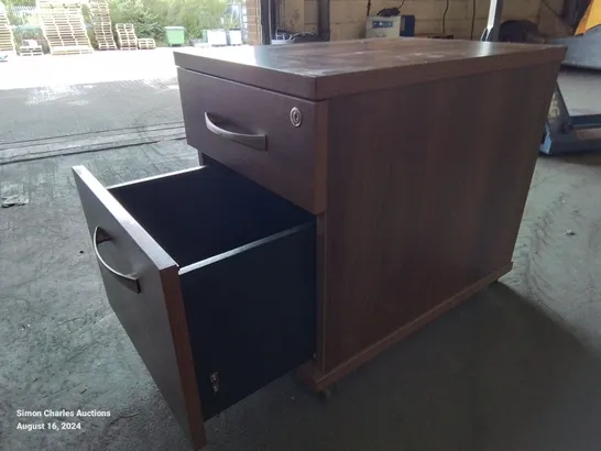 CHEST OF 2 FILING CABINET DRAWS IN MAHOGANY BROWN COLOUR (KEYS NOT INCLUDED)