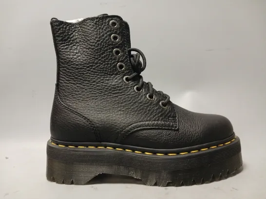 BOXED PAIR OF DR MARTENS JADON III ANKLE BOOTS IN BLACK UK SIZE 5