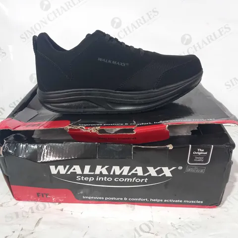 BOXED PAIR OF WALKMAXX SHOES IN BLACK UK SIZE 6.5