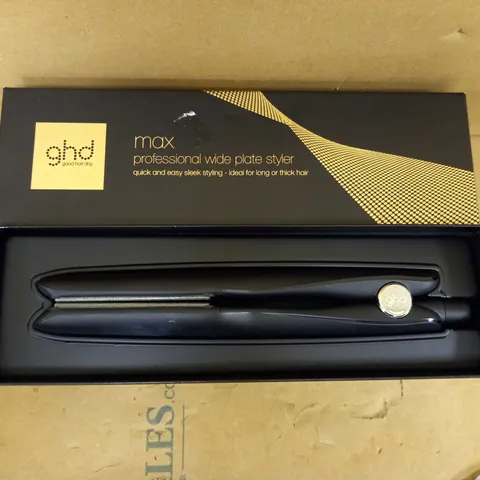 BOXED GHD PROFESSIONAL WIDE PLATE STYLER