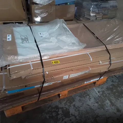 PALLET OF ASSORTED BATHROOM FITTING ITEMS TO INCLUDE BELLA 140CM SLIDING DOORS