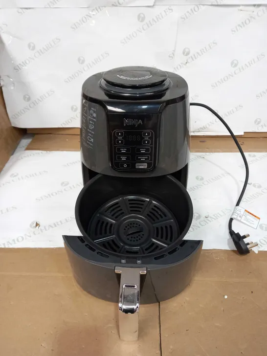 NINJA AIR FRYER 3.8L AF100UK