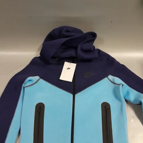 CHILDRENS NIKE LOGO FLEECE JACKET IN BLUE - 128-137CM 