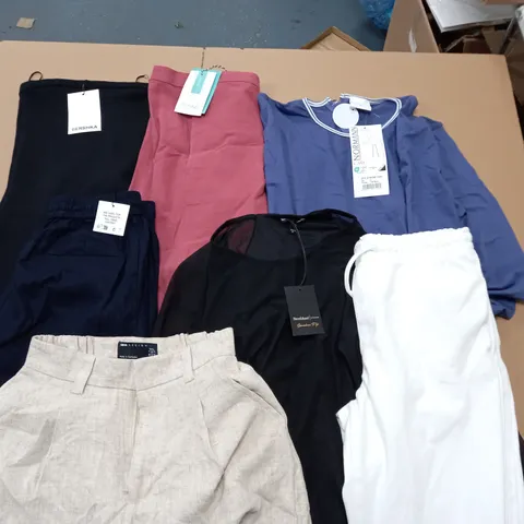 LARGE QUANTITY OF ASSORTED CLOTHING ITEMS TO INCLUDE RIVER ISLAND, BERSHKA AND ASOS