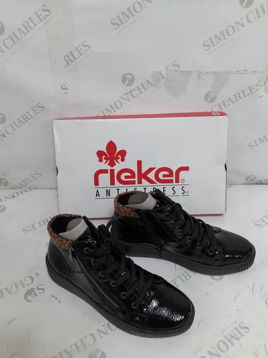 BOXED PAIR OF RIEKER HIGH TOP LEOPARD CUFF TRAINERS BLACK SIZE 5