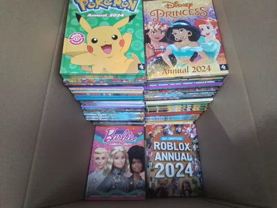 LARGE QUANTITY OF ASSORTED 2024 ANNUALS TO INCLUDE POKEMON, DISNEY PRINCESS, ROBLOX AND BARBIE