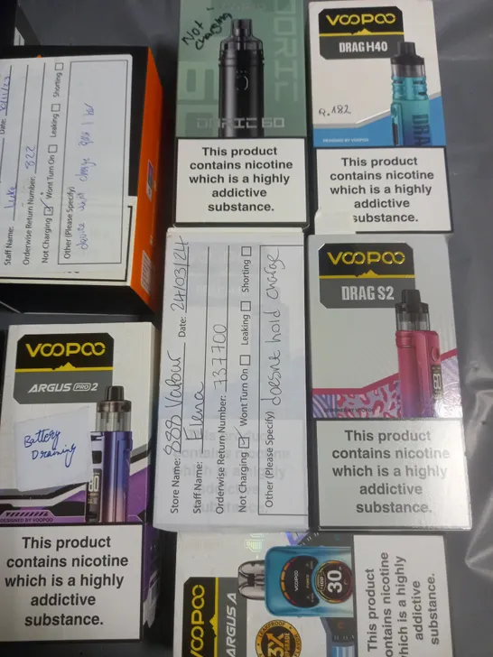 LOT OF APPROXIMATELY 17 ASSORTED VAPING ITEMS AND ACCESSORIES TO INCLUDE VOOPOO AND ARGUS PRO