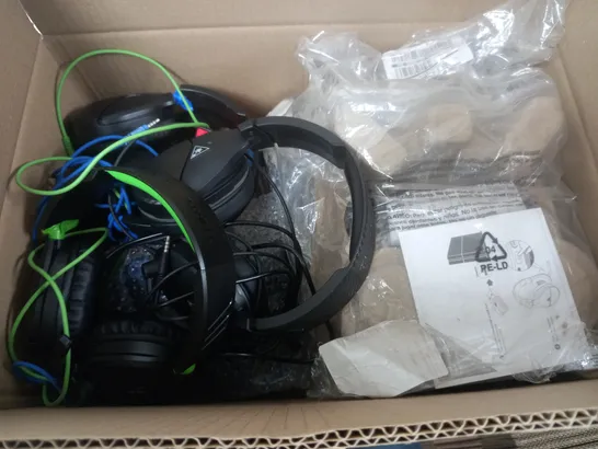 BOX OF APPROX 10 HEADSETS TO INCLUDE - TURTLE BEACH RECON 50X - TURLE BEACH EAR FORCE RECON 200 - PDP LVL40 WIRED STERO GAMING HEADSET ECT