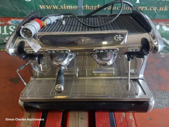 TRADITIONAL FAEMA EMBLEMA COFFEE MACHINE