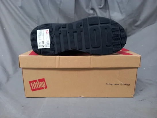 BOXED PAIR OF FITFLOP FLATFORM SNEAKERS IN BLACK UK SIZE 6