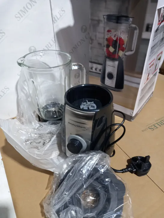 BOXED MORPHY RICHARDS GLASS TABLE BLENDER