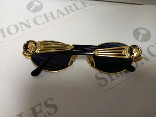 APPROXIMATELY 13 DIERRE SUNGLASSES - BOXED