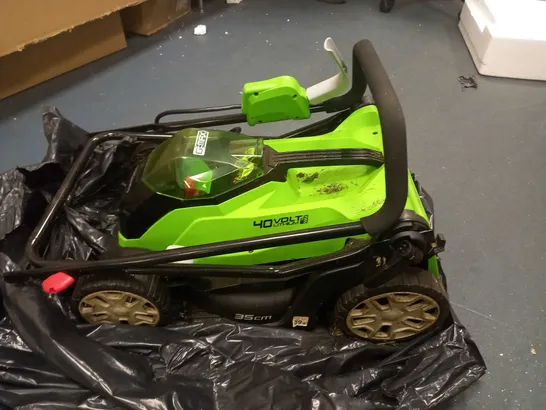 GREENWORKS CORDLESS LAWNMOWER