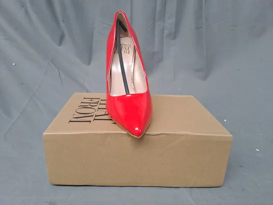 BOXED PAIR OF WHERE'S THAT FROM POINTED TOE HIGH HEELS IN RED UK SIZE 3