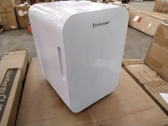 BOXED ATRAVESAR LL-10AL MINI FRIDGE