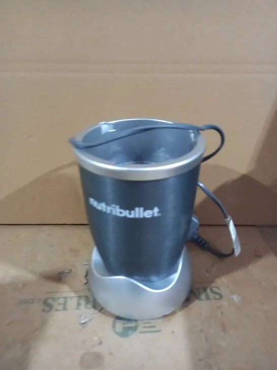 NUTRIBULLET 1000 SERIES BLENDER - DARK GREY 