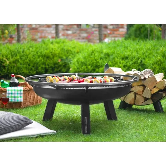 BOXED STEEL WOOD BURNING OUTDOOR FIRE PIT, SIZE NOT SPECIFIED 