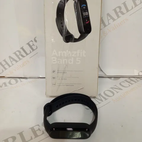 BOXED AMAZFIT BAND 5 SMART BAND/FITNESS TRACKERS WITH VOICE ASSISTANT 