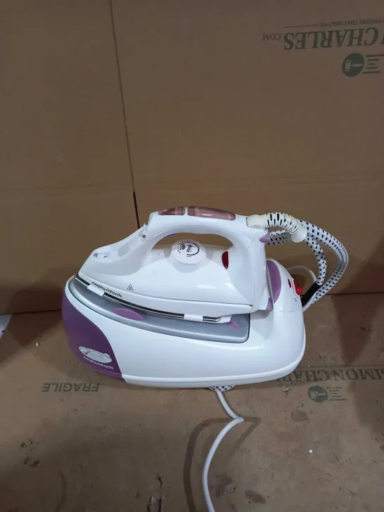 MORPHY RICHARDS JET STEAM GENERATOR IRON PINK/WHITE