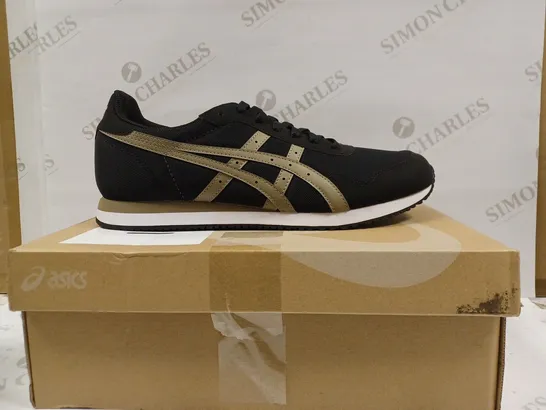 ASICS TIGER RUNNER BLACK/MINK - UK 10 1/2