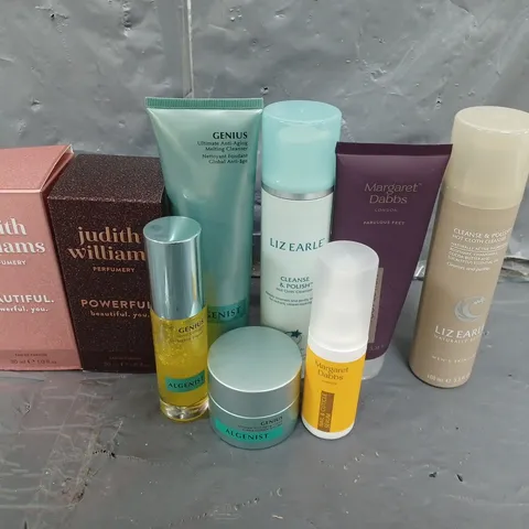 LARGE BOX OF ASSORTED ITEMS TO INCLUDE LIZ EARLE, JUDITH WILLIAMS AND MARGARET DABBS