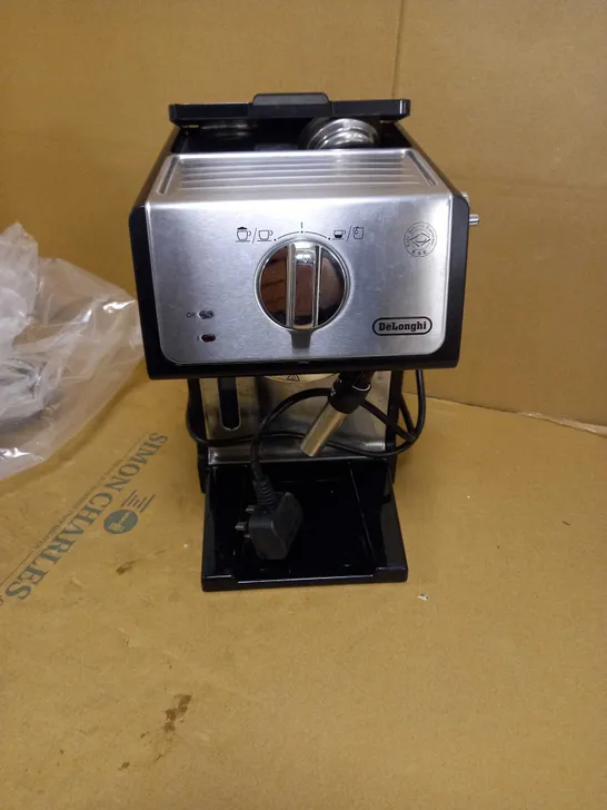 DELONGHI ESPRESSO MACHINE 