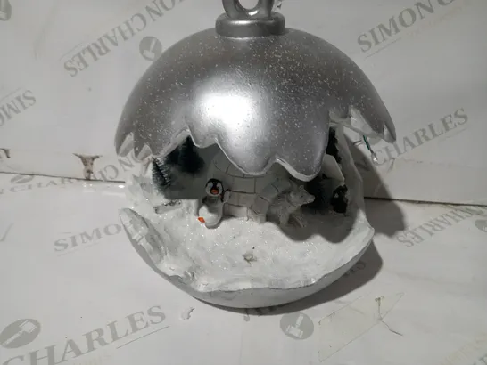 CHRISTMAS DETAILED BAUBLE DECORATION 