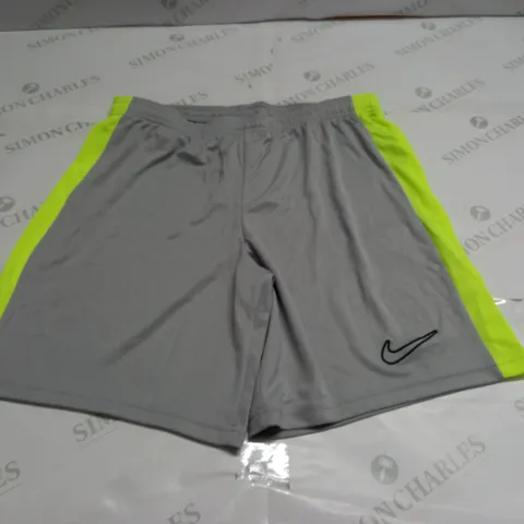 NIKE RUNNING GREY & LIME SHORTS - M