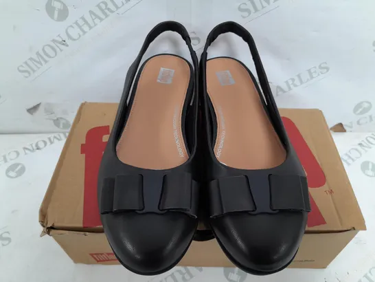 BOXED PAIR OF FITFLOP ALLEGRO BOW LEATHER SLINGBACKS IN BLACK - UK 4.5