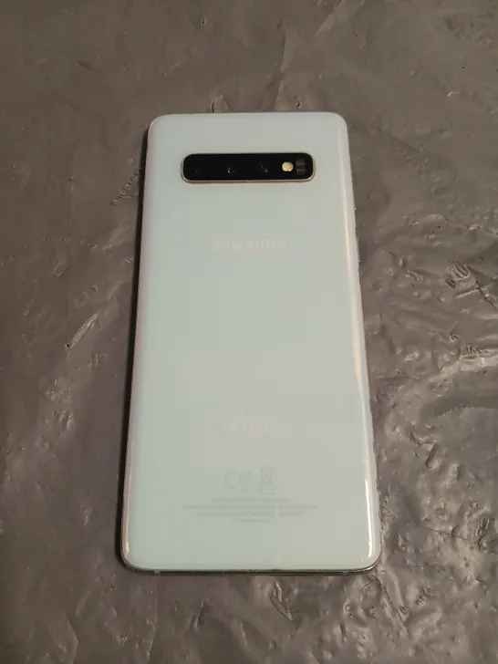 UNBOXED SAMSUNG GALAXY S10 MOBILE PHONE