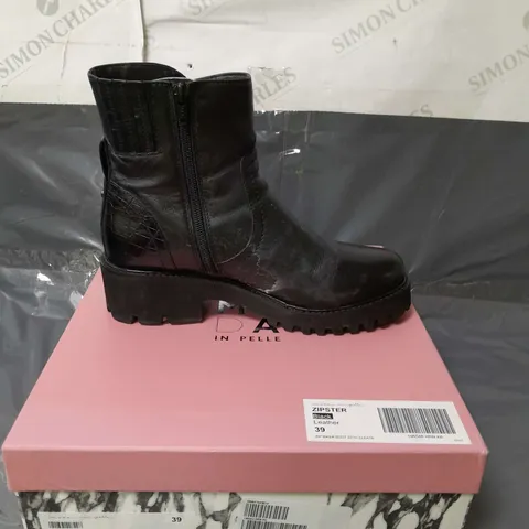 MODA IN PELLE LEATHER BOOTS BLACK SIZE 6