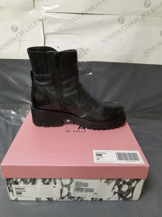 MODA IN PELLE LEATHER BOOTS BLACK SIZE 6