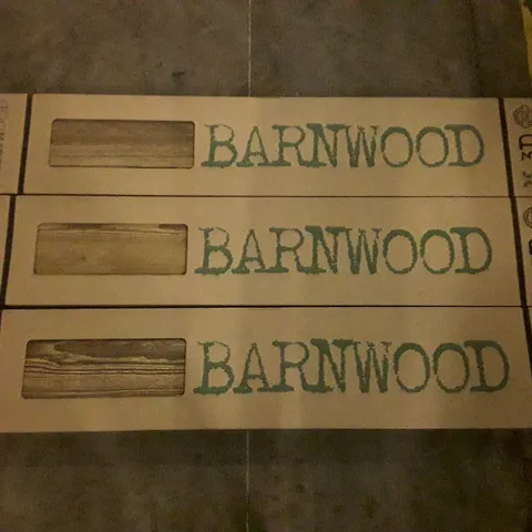PALLET OF BARNWOOD PLANKS 