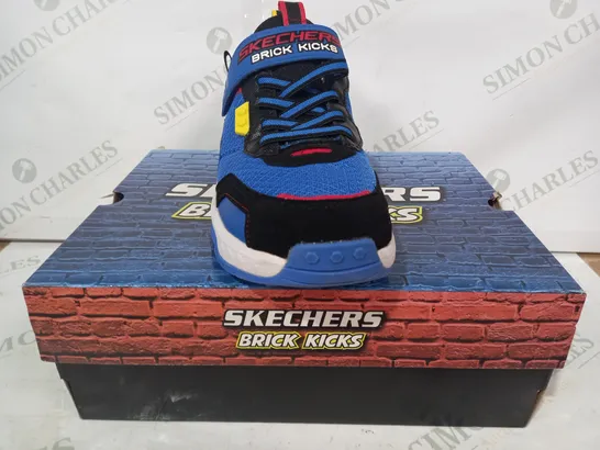 BOXED PAIR OF SKECHERS BRICK KICKS TRAINERS IN BLUE/RED/YELLOW UK SIZE 3.5